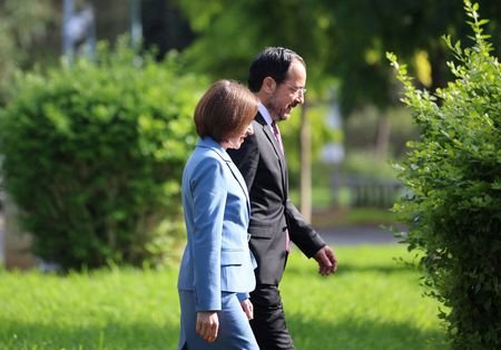 tagreuters.com2025binary_LYNXMPELBB0KQ-VIEWIMAGE