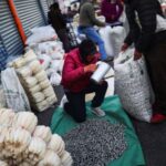 Mexico inflation eases slightly, central bank still seen hiking rates