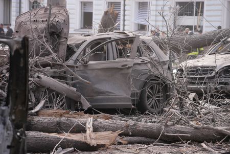 tagreuters.com2025binary_LYNXMPEL3C04Y-VIEWIMAGE