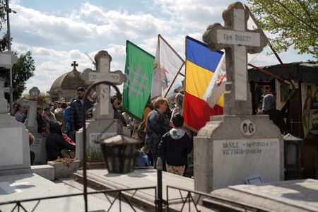 tagreuters.com2025binary_LYNXMPEL3S0RC-VIEWIMAGE