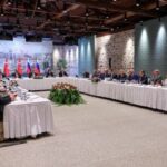 Turkish Foreign Minister Fidan chairs a meeting between Ukrainian and