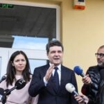 Romania holds second round of presidential election