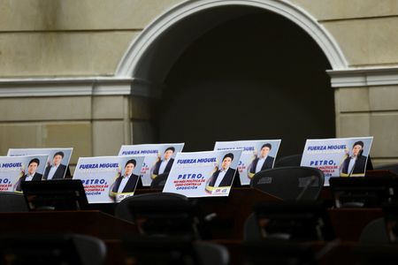 tagreuters.com2025binary_LYNXMPEL580SZ-VIEWIMAGE