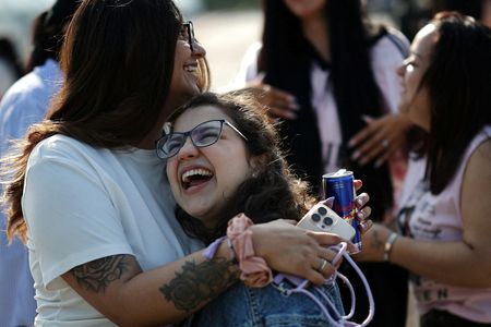 tagreuters.com2025binary_LYNXMPEL5C0HZ-VIEWIMAGE