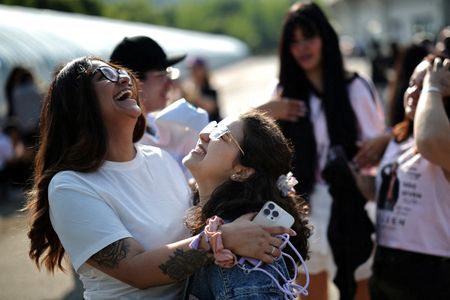 tagreuters.com2025binary_LYNXMPEL5C0I4-VIEWIMAGE