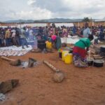 FILE PHOTO: Refugees flee eastern Congo into Burundi as fighting