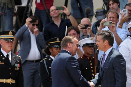 tagreuters.com2025binary_LYNXMPEL6D0YP-VIEWIMAGE