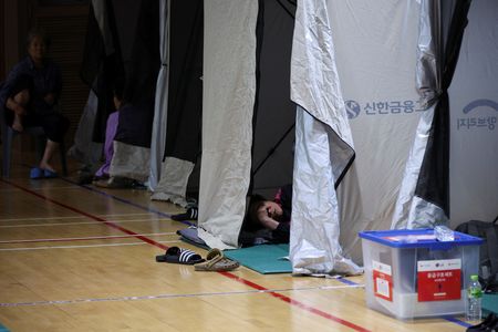 tagreuters.com2025binary_LYNXMPEL6H04U-VIEWIMAGE