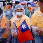 People against the recall movement gather in Taoyuan