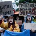 Rally ahead of a vote in parliament, to consider restoring