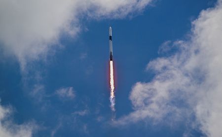 tagreuters.com2025binary_LYNXMPEL702AT-VIEWIMAGE