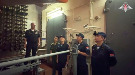 tagreuters.com2025binary_LYNXMPEL750N2-VIEWIMAGE