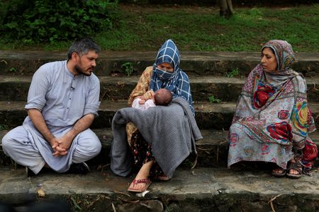 tagreuters.com2025binary_LYNXMPEL7J06M-VIEWIMAGE