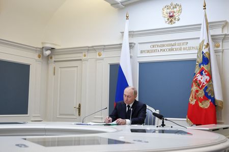 tagreuters.com2025binary_LYNXMPEL9L0KY-VIEWIMAGE