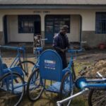 The Wider Image: The Congolese amputee giving new prosthetic limbs