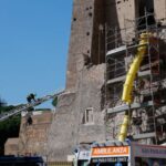 Part of Torre dei Conti tower collapses in Rome