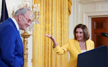 tagreuters.com2025binary_LYNXMPELA50V2-VIEWIMAGE