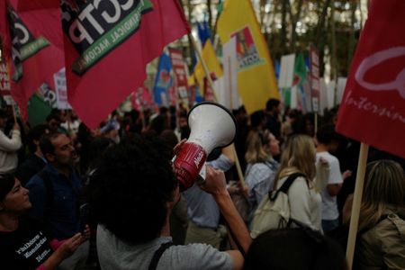 tagreuters.com2025binary_LYNXMPELA70CL-VIEWIMAGE