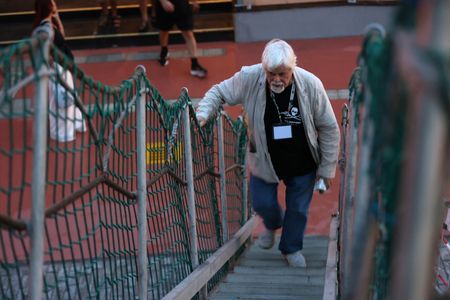 tagreuters.com2025binary_LYNXMPELAC15V-VIEWIMAGE