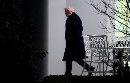 tagreuters.com2025binary_LYNXMPELAE0BU-VIEWIMAGE