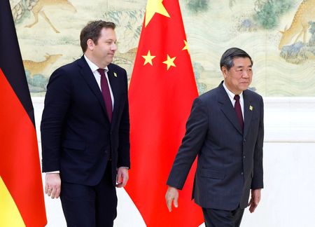 tagreuters.com2025binary_LYNXMPELAG091-VIEWIMAGE