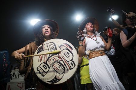 tagreuters.com2025binary_LYNXMPELAK15L-VIEWIMAGE