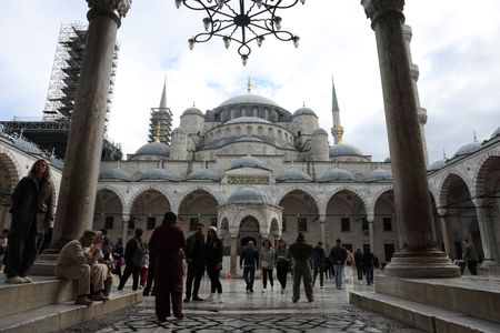 tagreuters.com2025binary_LYNXMPELAQ016-VIEWIMAGE