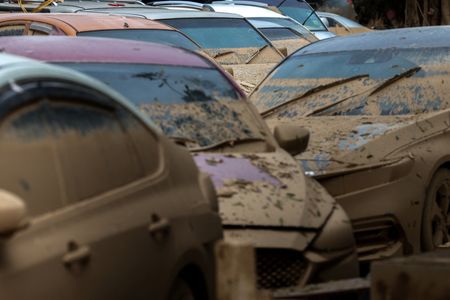 tagreuters.com2025binary_LYNXMPELAR0CK-VIEWIMAGE