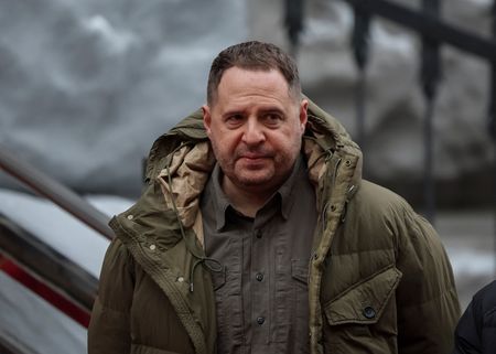 tagreuters.com2025binary_LYNXMPELAR0L1-VIEWIMAGE