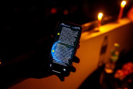 tagreuters.com2025binary_LYNXMPELAS03T-VIEWIMAGE