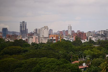 tagreuters.com2025binary_LYNXMPELAS0D0-VIEWIMAGE