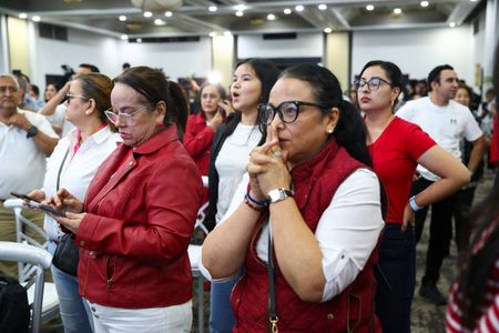 tagreuters.com2025binary_LYNXMPELB0108-VIEWIMAGE