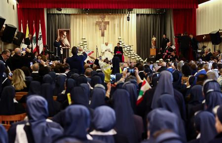 tagreuters.com2025binary_LYNXMPELB10AC-VIEWIMAGE