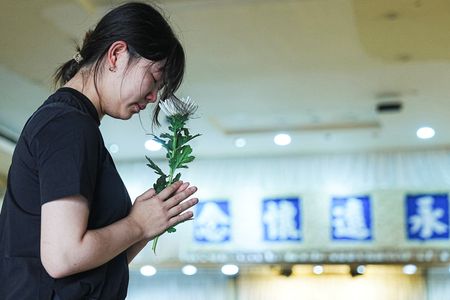 tagreuters.com2025binary_LYNXMPELB10AR-VIEWIMAGE