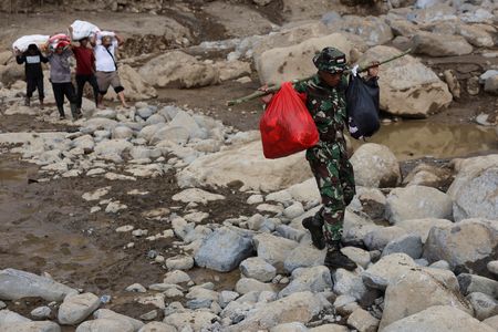 tagreuters.com2025binary_LYNXMPELB10M7-VIEWIMAGE