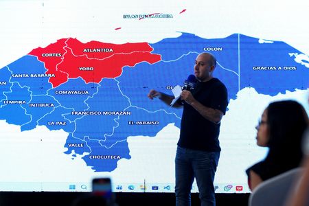 tagreuters.com2025binary_LYNXMPELB10RX-VIEWIMAGE