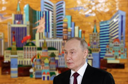 tagreuters.com2025binary_LYNXMPELB10VI-VIEWIMAGE