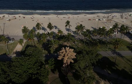 tagreuters.com2025binary_LYNXMPELB119O-VIEWIMAGE