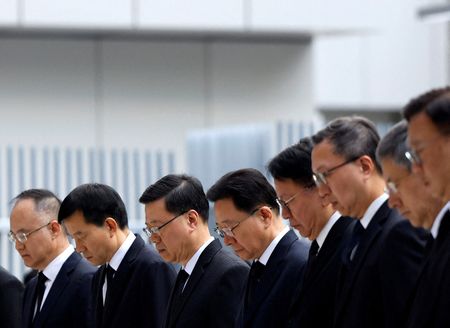 tagreuters.com2025binary_LYNXMPELB206H-VIEWIMAGE