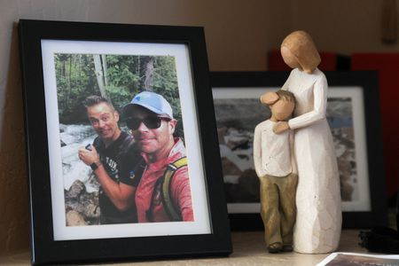 tagreuters.com2025binary_LYNXMPELB20EO-VIEWIMAGE