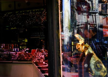 tagreuters.com2025binary_LYNXMPELB20Y0-VIEWIMAGE