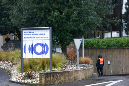 tagreuters.com2025binary_LYNXMPELB307S-VIEWIMAGE