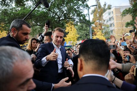 tagreuters.com2025binary_LYNXMPELB40F5-VIEWIMAGE