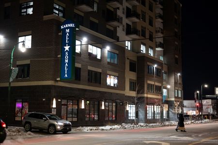 tagreuters.com2025binary_LYNXMPELB40NS-VIEWIMAGE