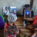 Parents of last slain Thai hostage speaks after his remains