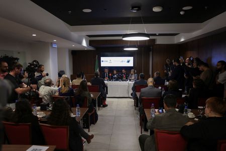 tagreuters.com2025binary_LYNXMPELB709G-VIEWIMAGE