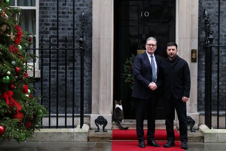 tagreuters.com2025binary_LYNXMPELB70Q3-VIEWIMAGE