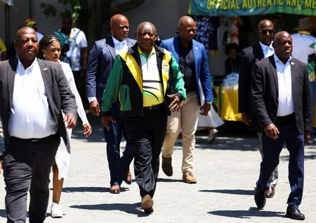 tagreuters.com2025binary_LYNXMPELB70R0-VIEWIMAGE