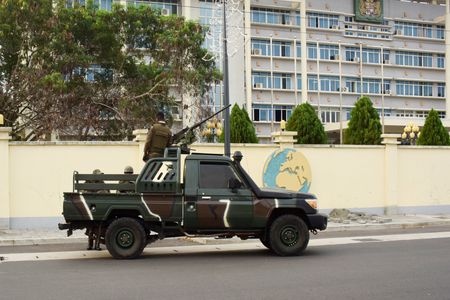 tagreuters.com2025binary_LYNXMPELB70SB-VIEWIMAGE