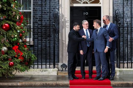 tagreuters.com2025binary_LYNXMPELB70ZS-VIEWIMAGE